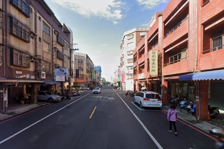 正南崁市區三角窗店面