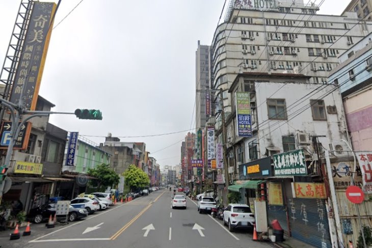 中壢後站邊間雙店面
