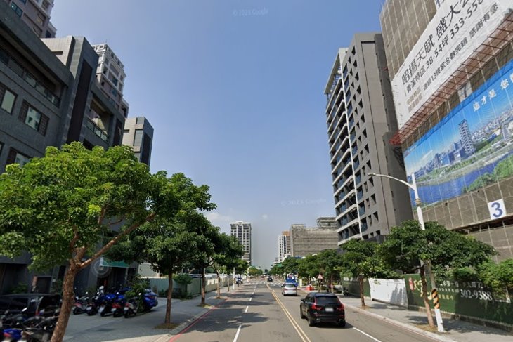 中路三角窗建地