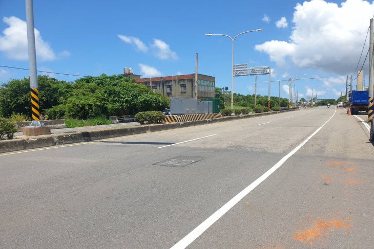 新屋省道上大面寬農地