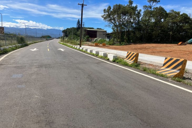 龍潭交流道旁農地