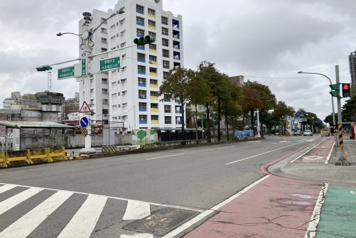 文中路大面寬透店