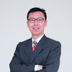 副總：李易遠